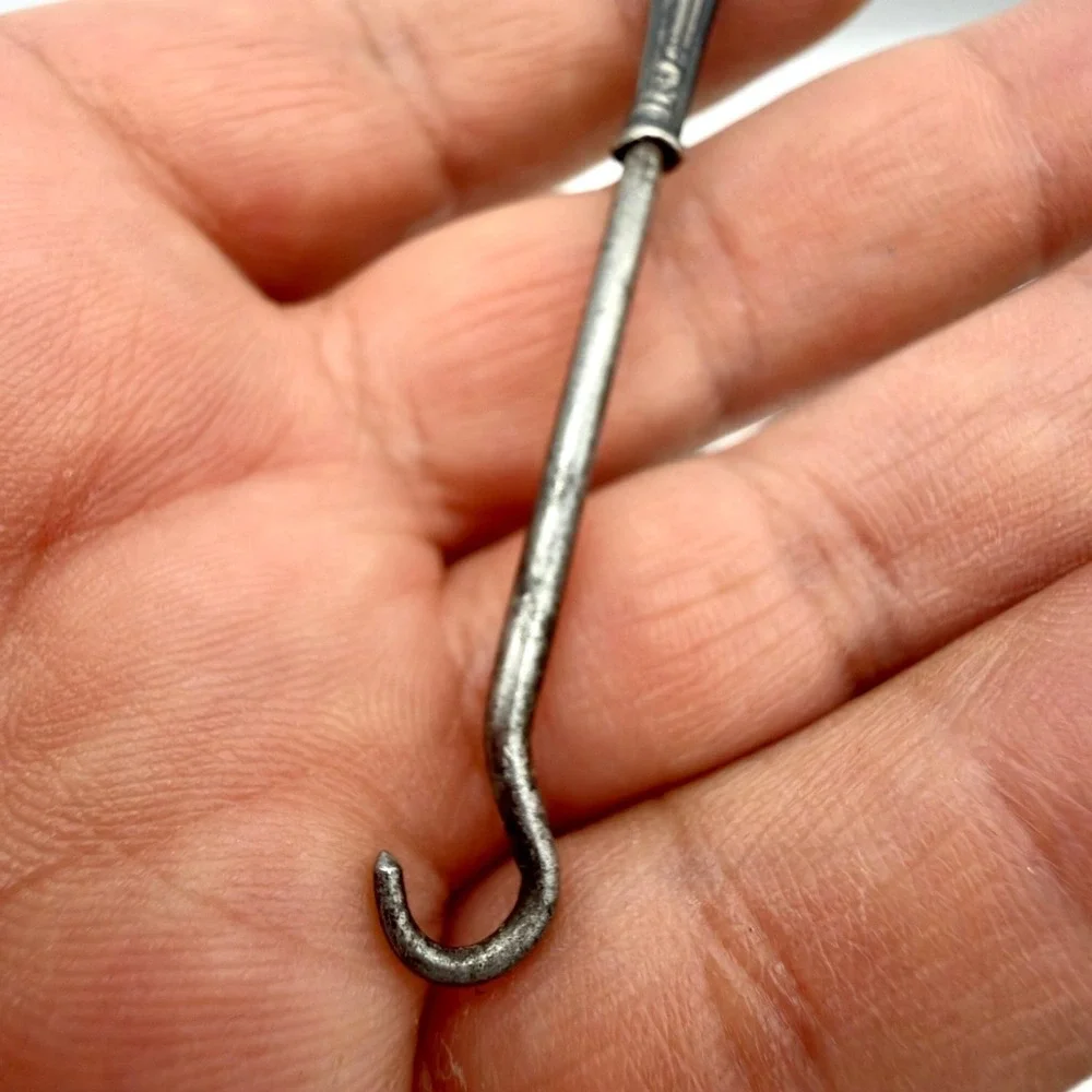 Antique Sterling Silver Button Hook Ornate Floral Scroll Handle Tool‎